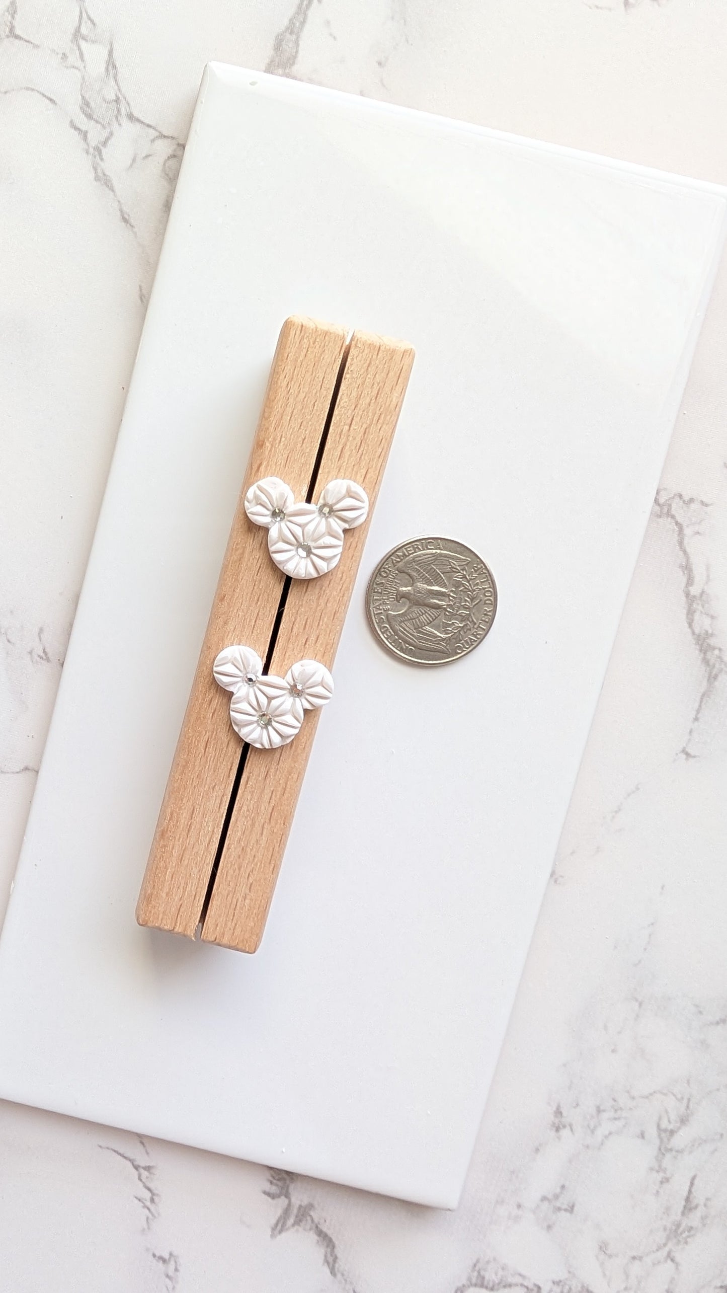 SE MOUSE STUDS **MULTIPLE COLORS AVAILABLE**