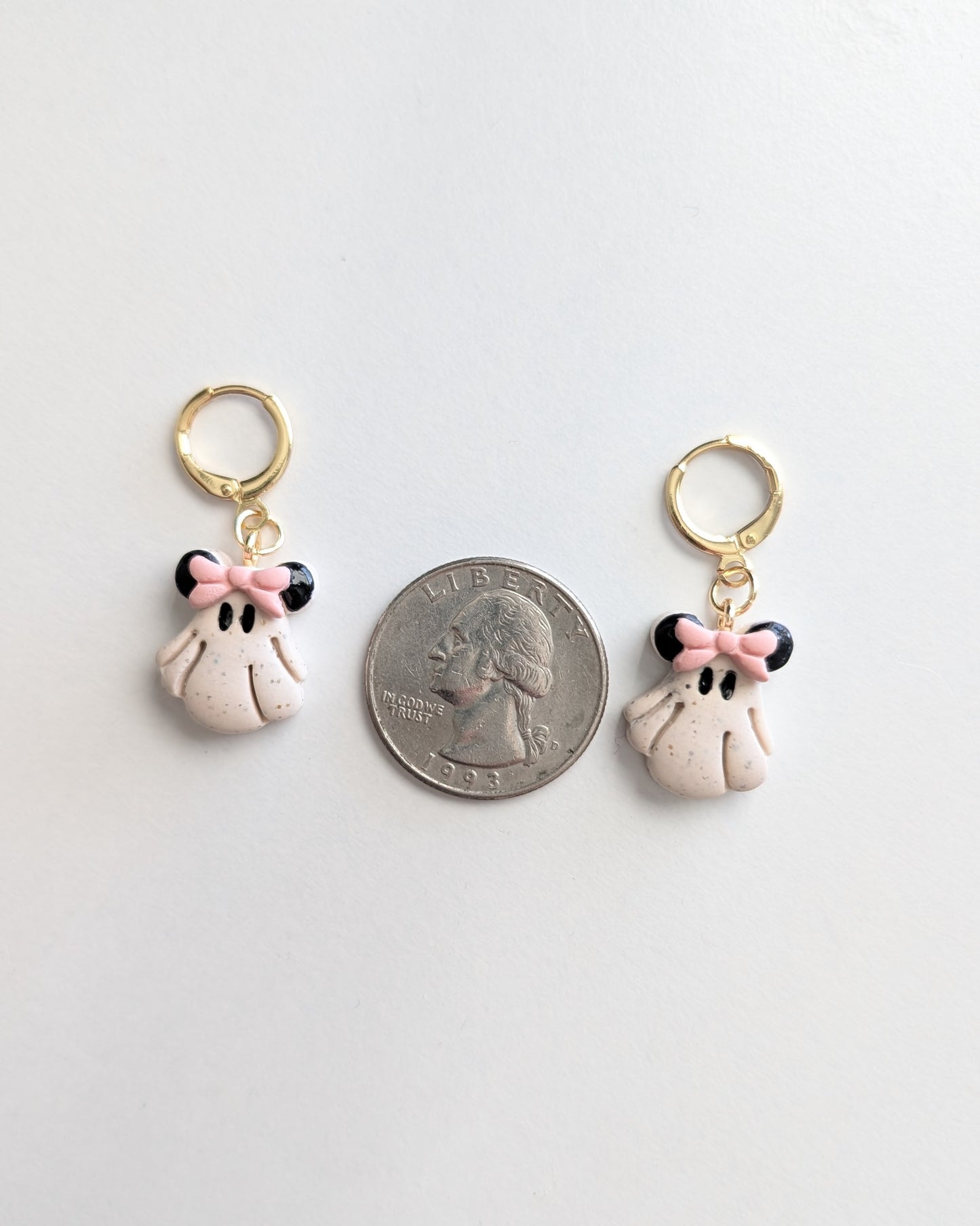 GHOST MOUSE W/BOW DANGLES