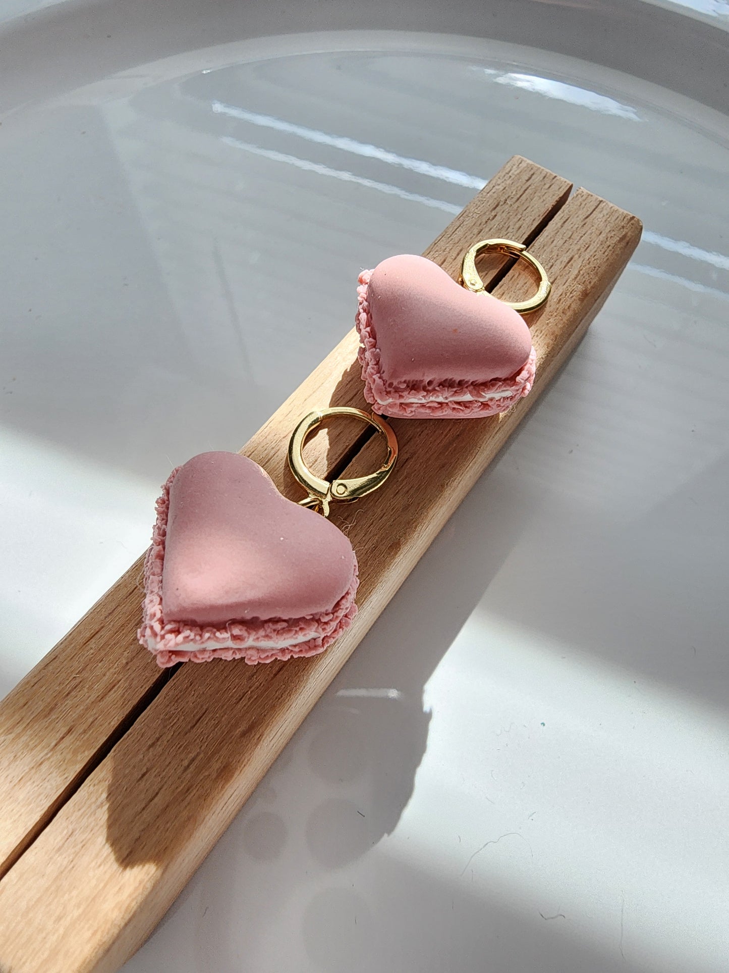 MACARON HEARTS