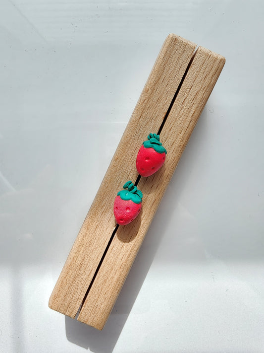 3D BABY STRAWBERRY STUDS