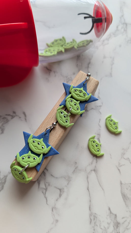 LITTLE GREEN DUDES *MULTIPLE STYLES*