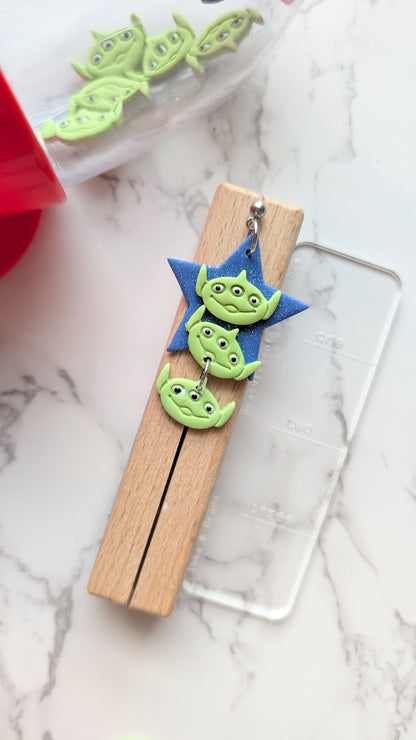 LITTLE GREEN DUDES *MULTIPLE STYLES*
