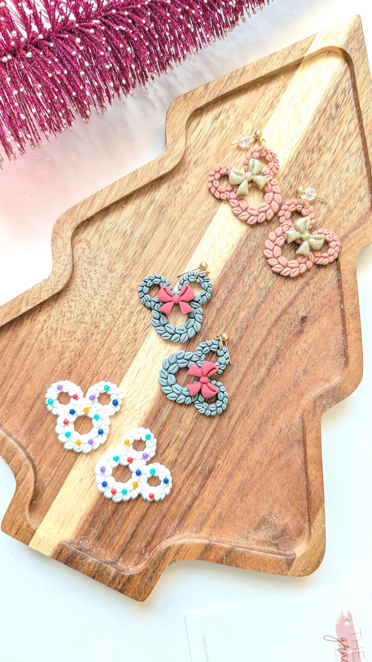 MOUSE WREATHS *MULTIPLE STYLES AVAILABLE*