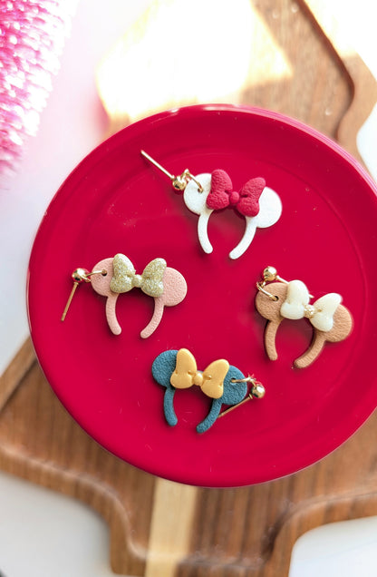 MOUSE WITH BOW DANGLES