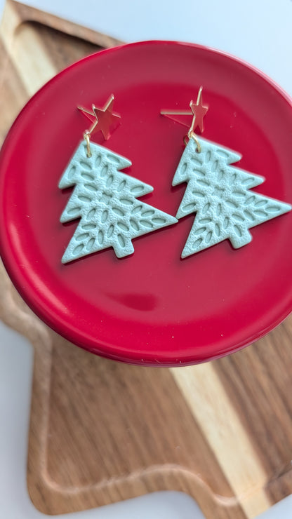 CHRISTMAS TREE GALLERY