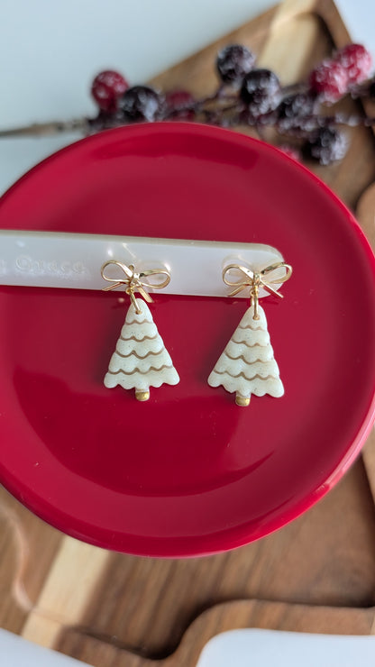 CHRISTMAS TREE GALLERY