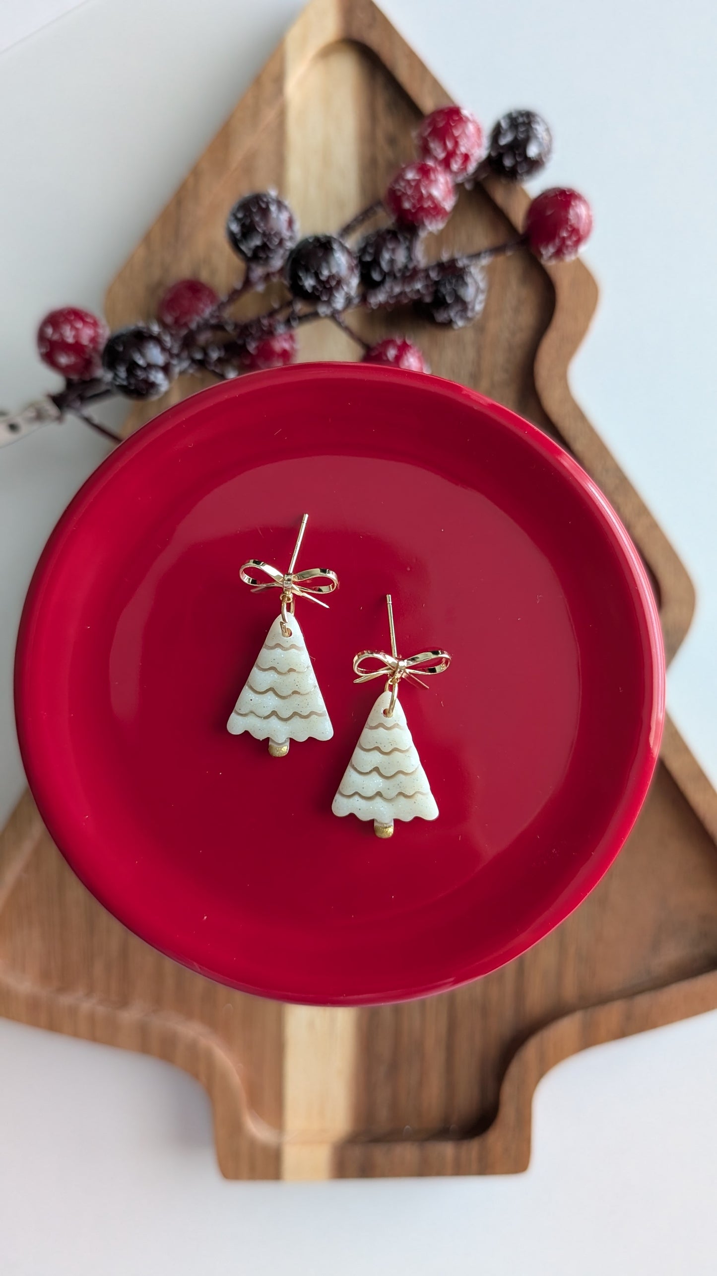 CHRISTMAS TREE GALLERY