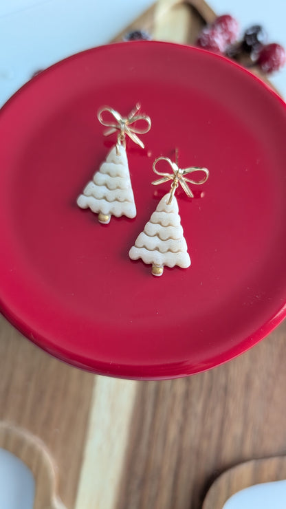 CHRISTMAS TREE GALLERY