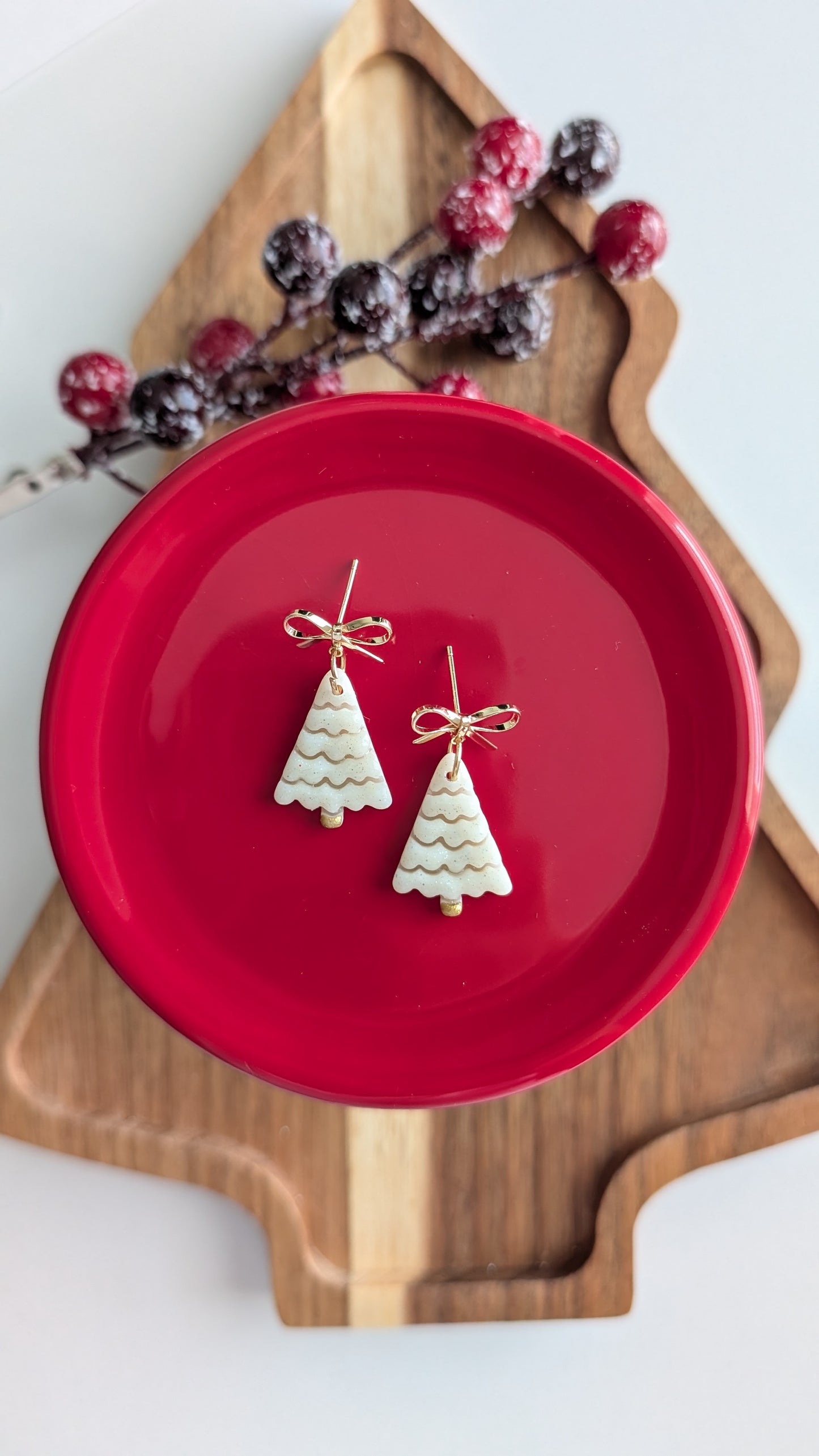 CHRISTMAS TREE GALLERY