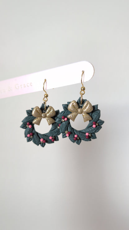 CHRISTMAS WREATH