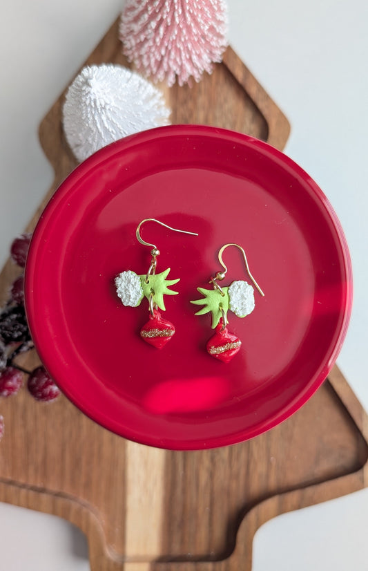 THE GREEN SANTA **MULTIPLE STYLES AVAILABLE**