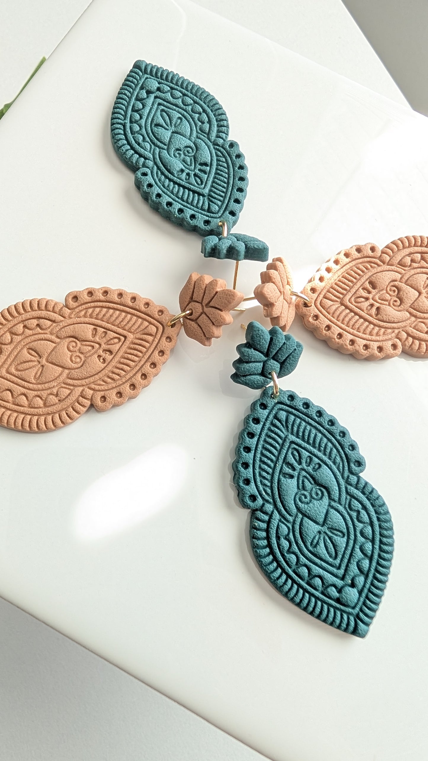 MARINA STATEMENT DANGLES