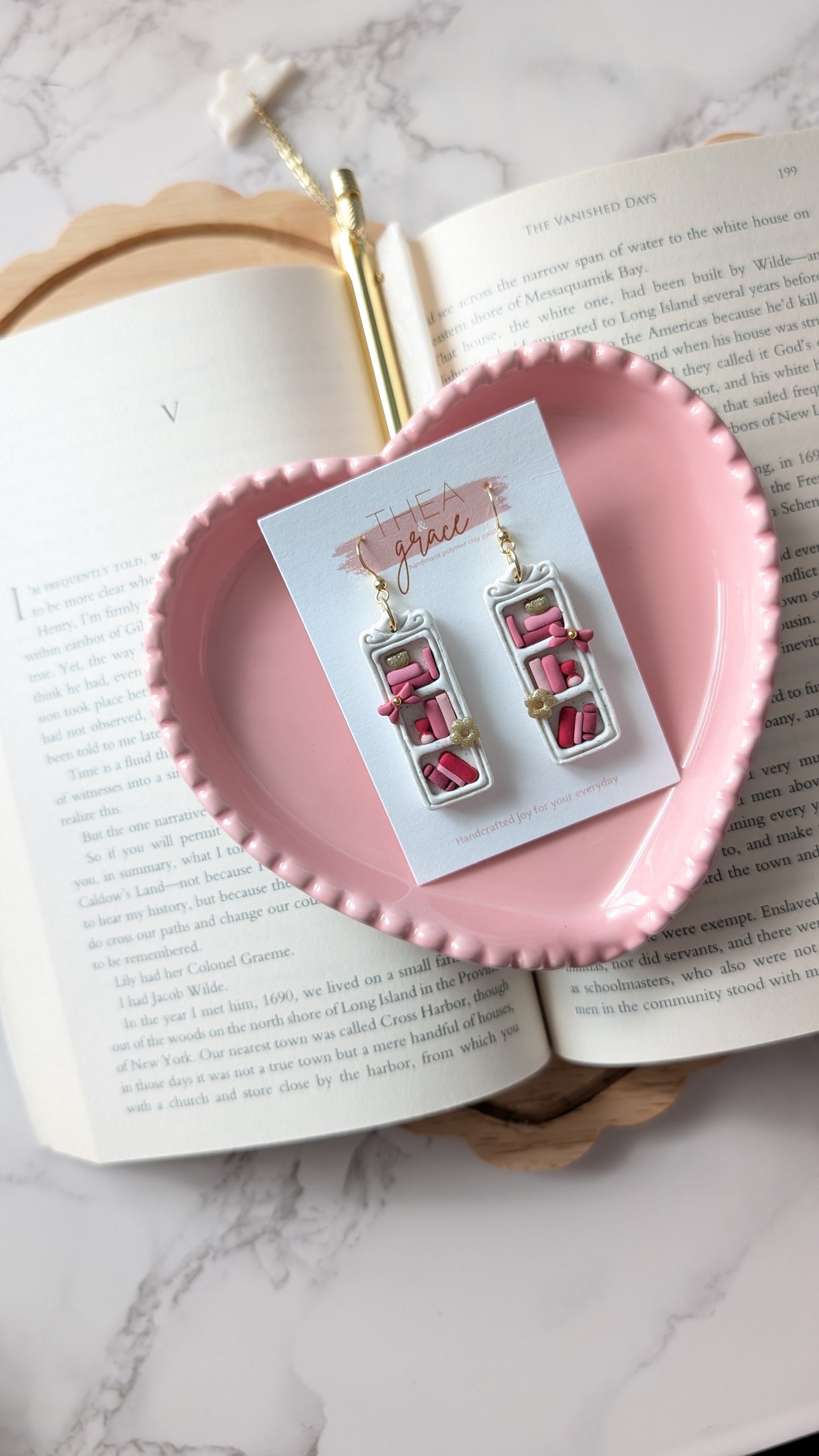 SPECKLED WHITE SHELF & PINK BOOKS DANGLES