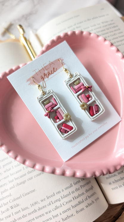 SPECKLED WHITE SHELF & PINK BOOKS DANGLES