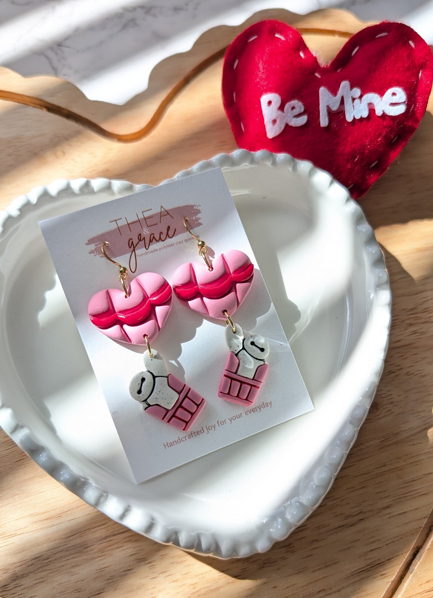 ROBOT IN HEART AIR BALLOON DANGLES