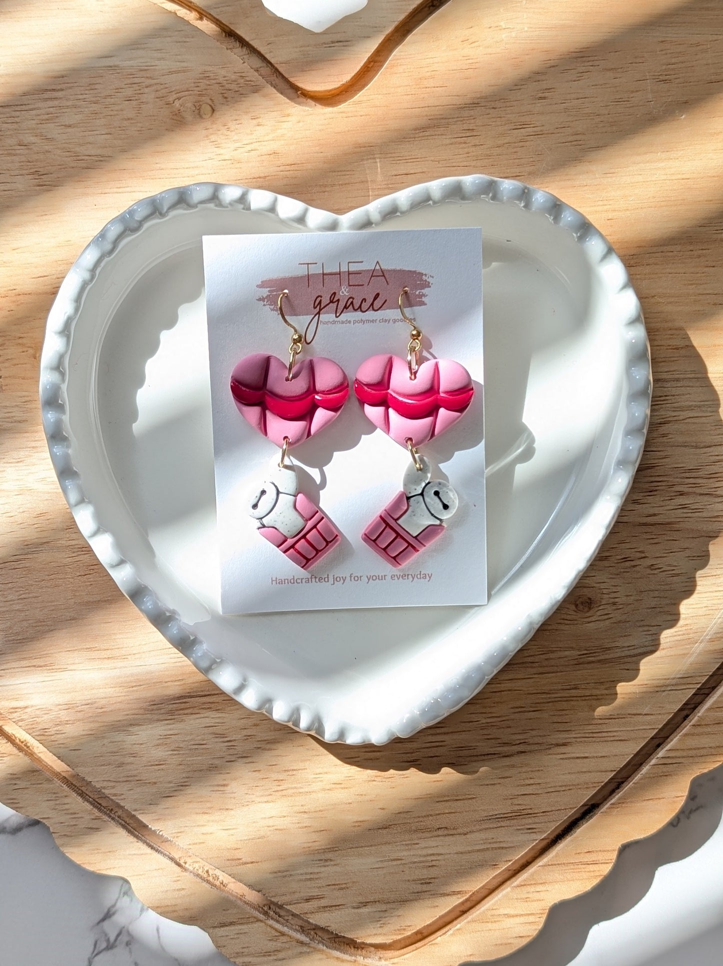 ROBOT IN HEART AIR BALLOON DANGLES