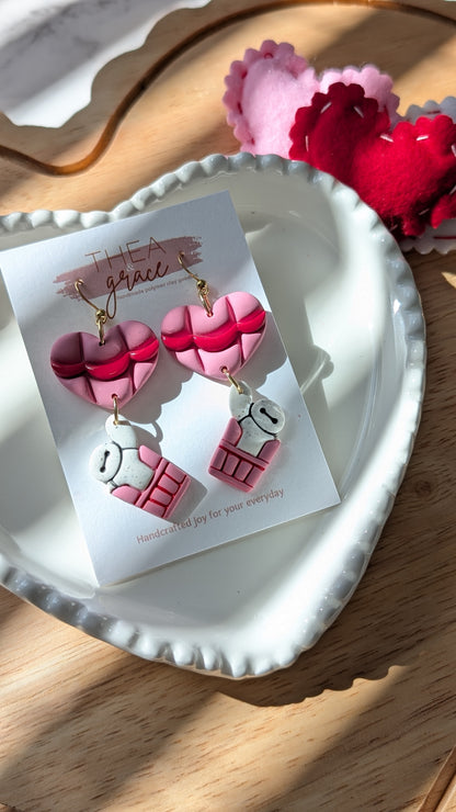 ROBOT IN HEART AIR BALLOON DANGLES