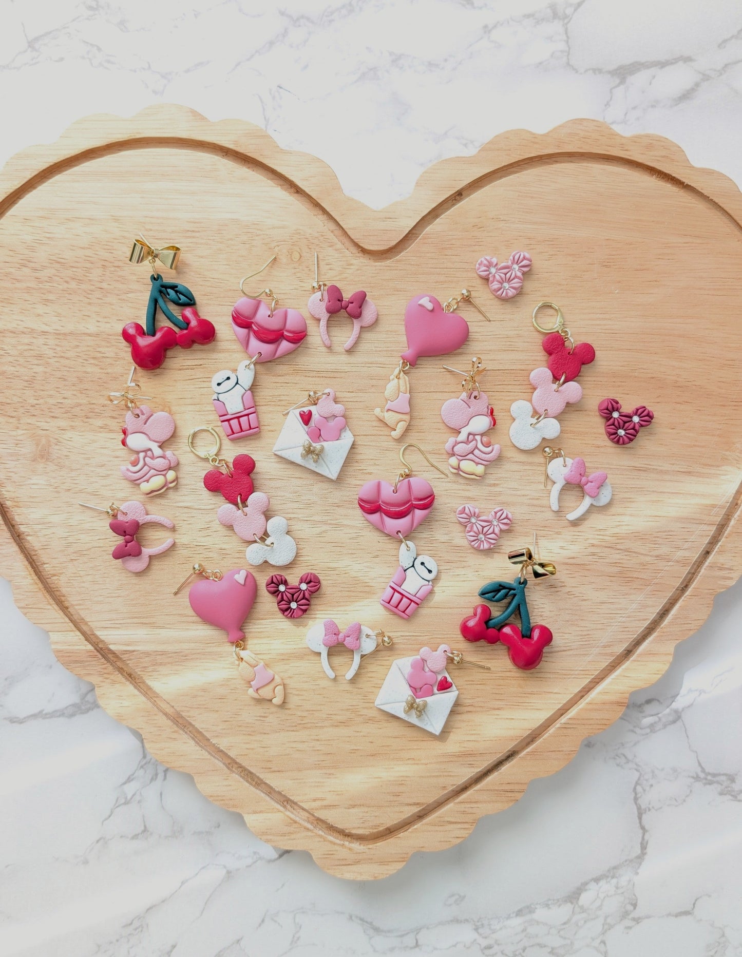 ROBOT IN HEART AIR BALLOON DANGLES