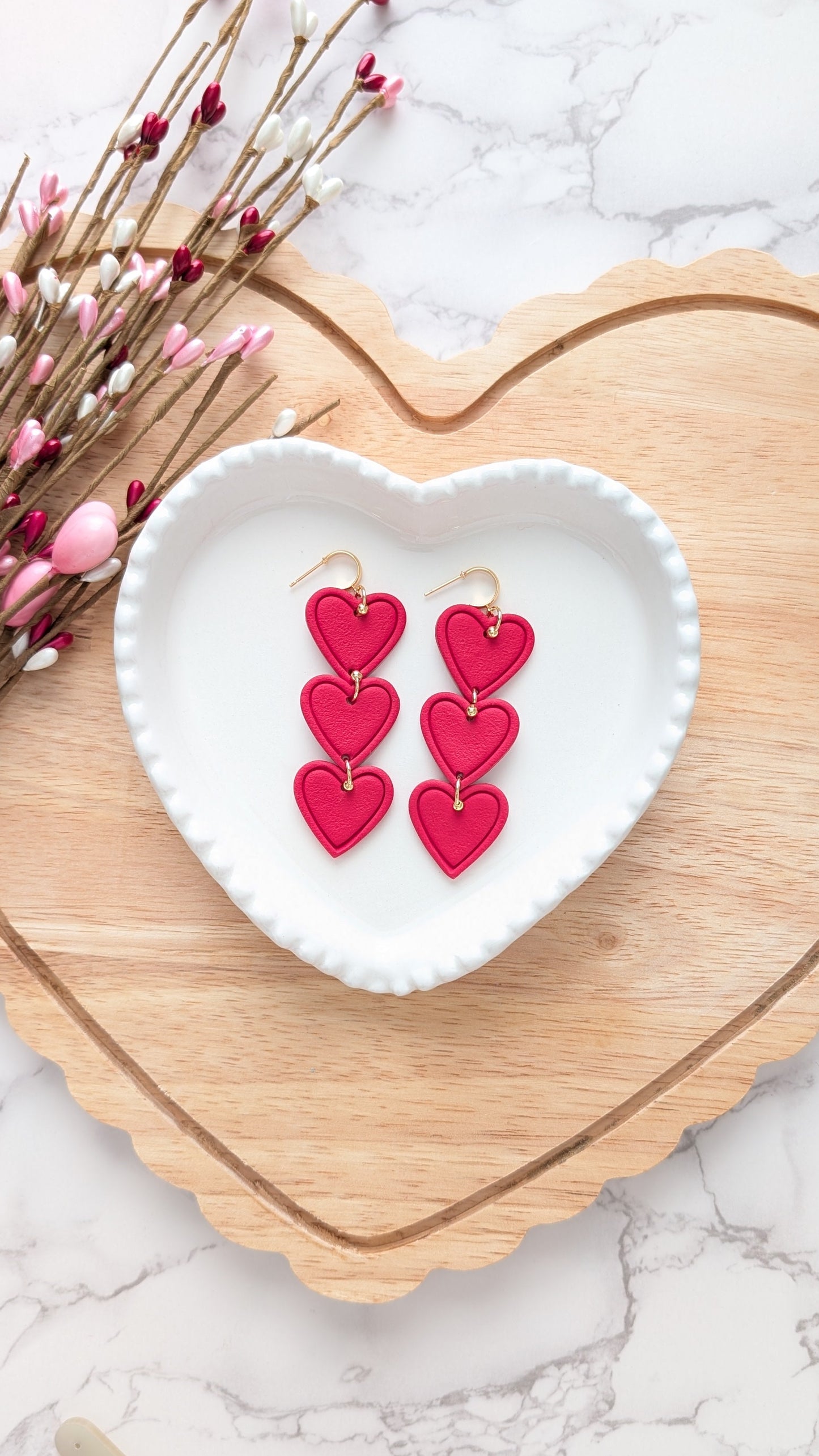 HEART TRIO STATEMENT  DANGLES - RED