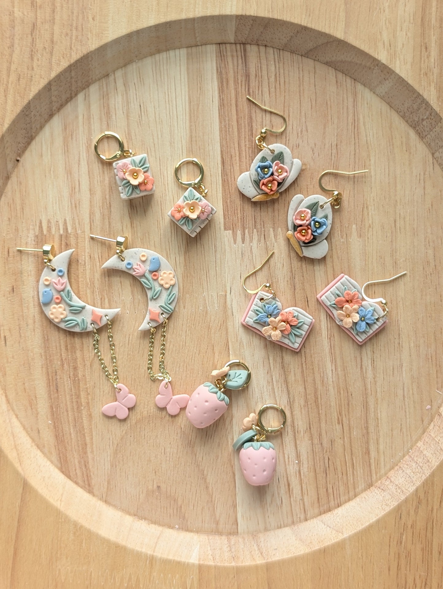 ROSEMARY SINGLE BOOK DANGLES