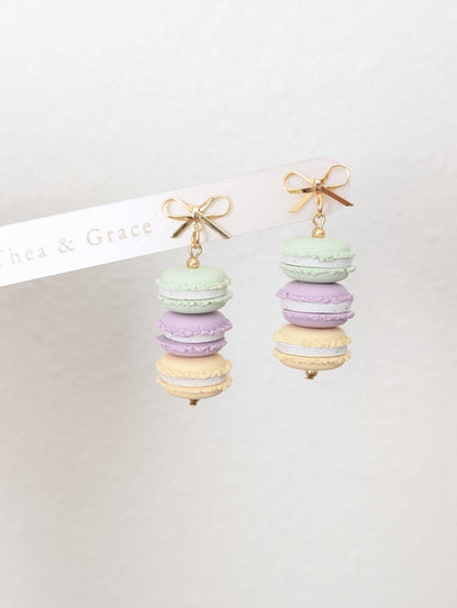 MACARONS & BOWS