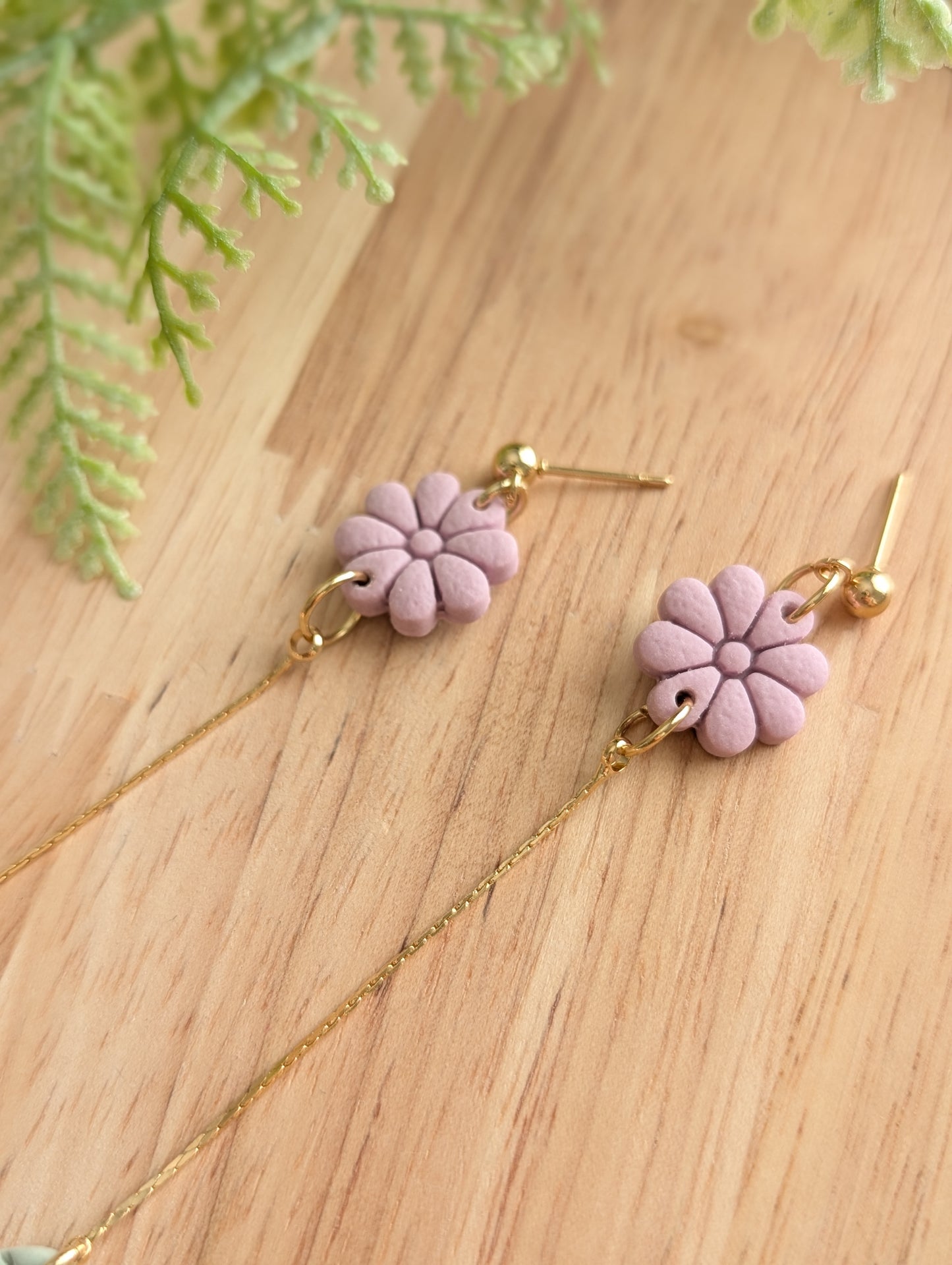 VIOLET DANGLES