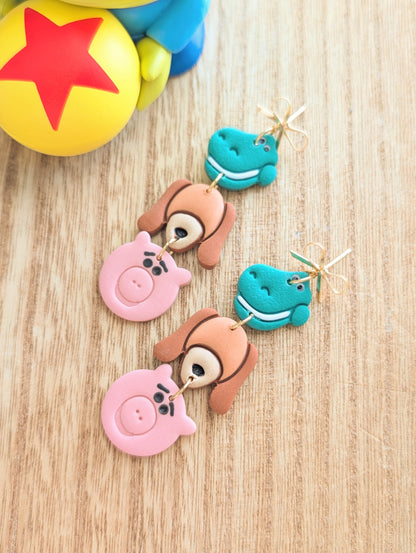 TOY TRIO DANGLES