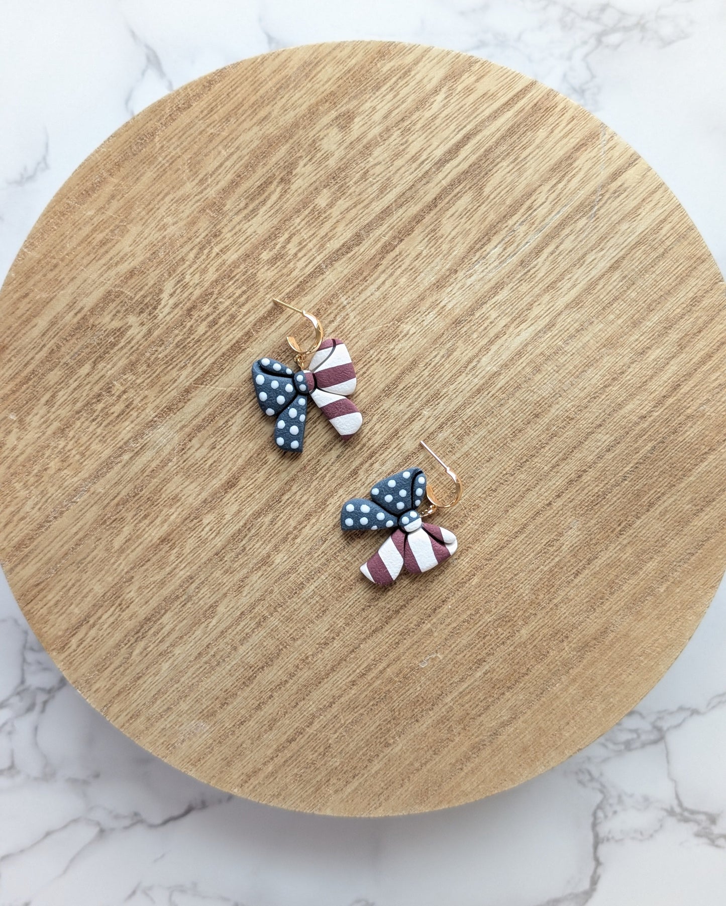 AMERICAN RIBBON DANGLE