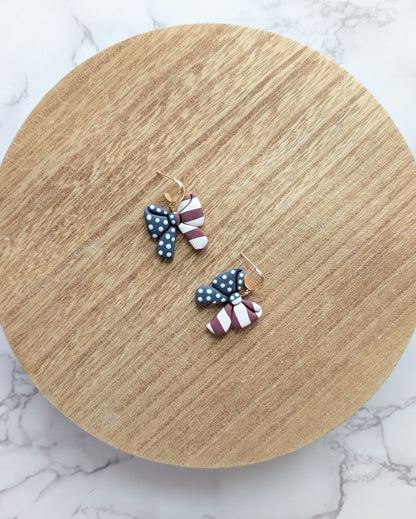 AMERICAN RIBBON DANGLE