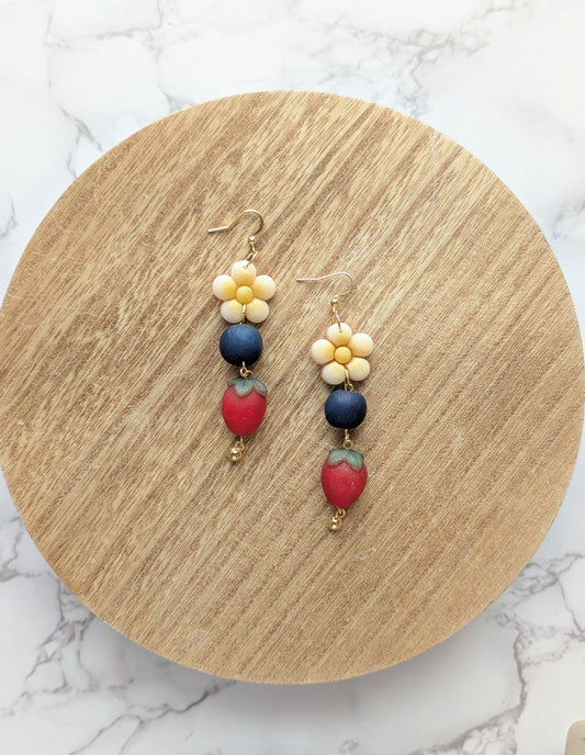 RED, WHITE & FRUITS DANGLES