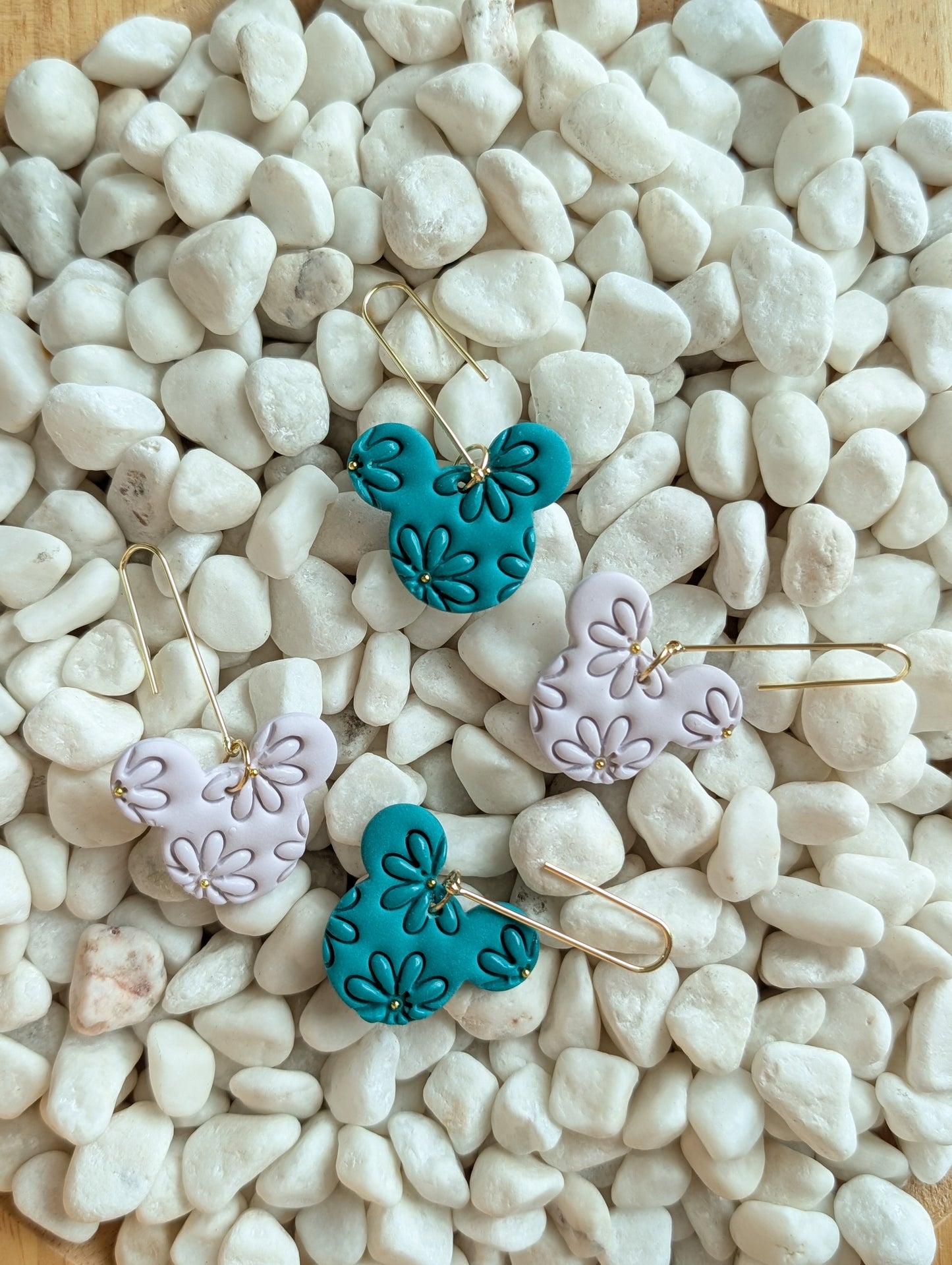 FLORAL DEBOSSED MOUSE DANGLES